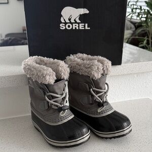 Sorel Children’s Yoot PAC Nylon WP Winter Boots with Plush Fur Collar